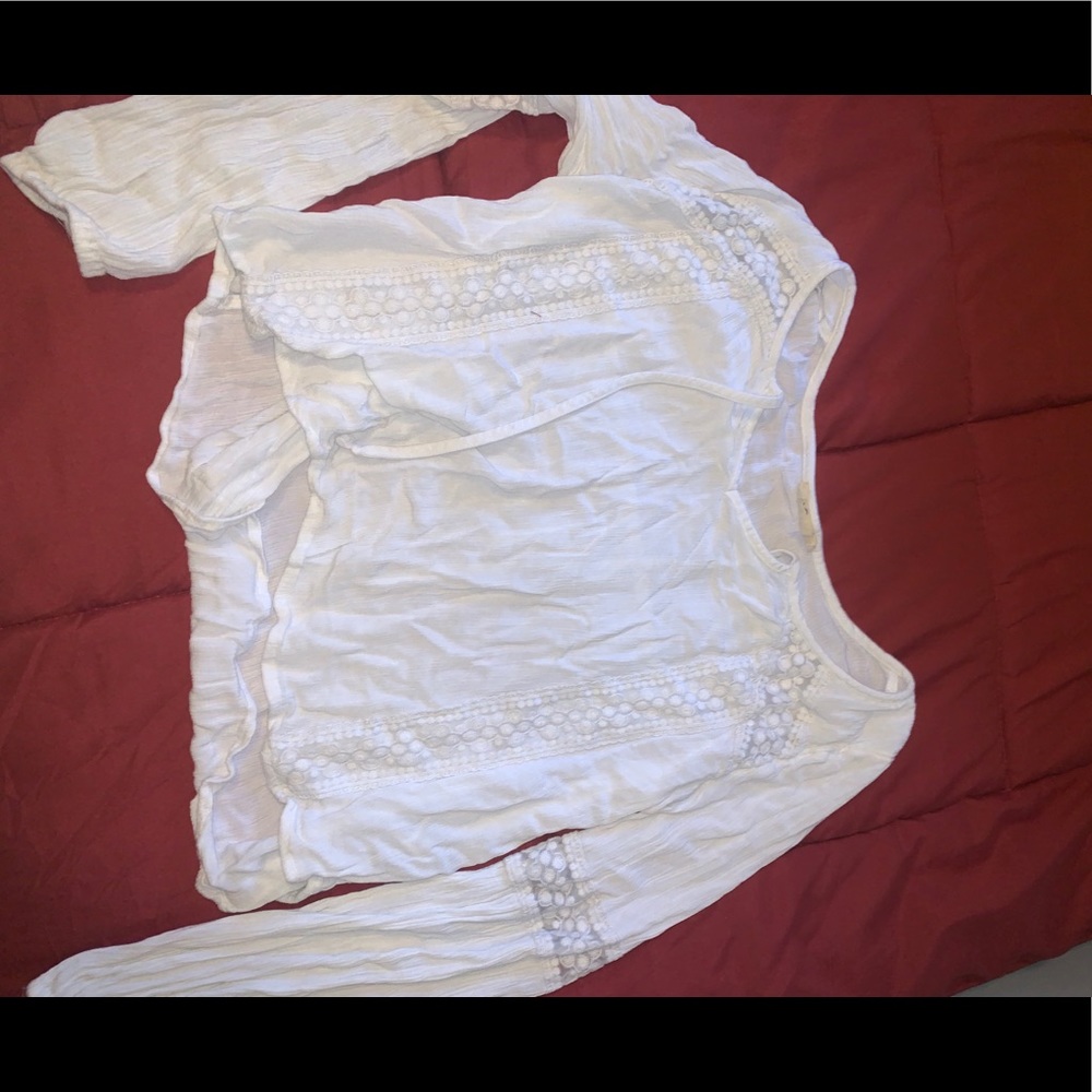 white american eagle blouse